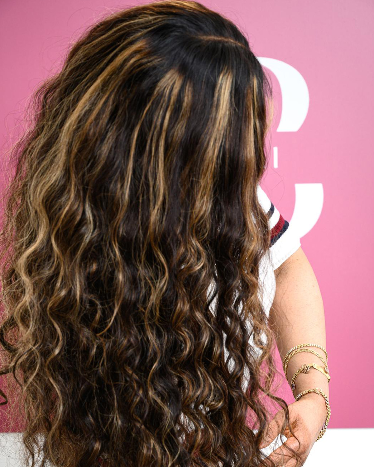 "Aura" 26" Highlight Body Wave Wear & Go Wig - Image 3